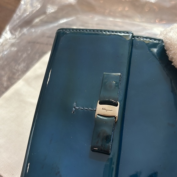 Salvatore Ferragamo RARE blue patent calf leather wallet-some marks stickiness - Picture 8 of 17